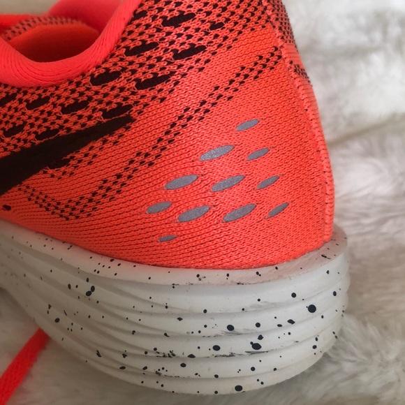 Nike LunarTempo Running Neutral Ride Soft Shoes - Picture 5 of 5